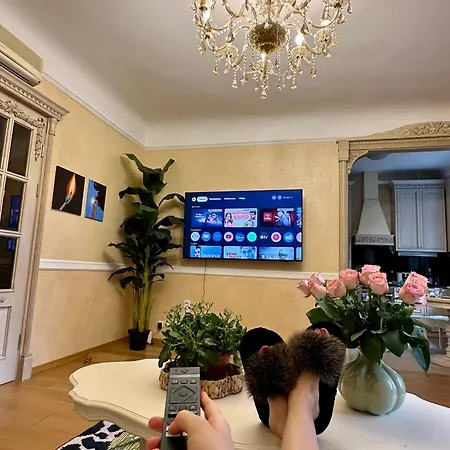 Riga Old Town 2 Bedroom And Office Artdeco Apartment With Wifi And Tv